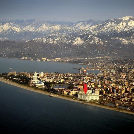 Ferienwohnung Beautiful House By The Sea Batumi Exterior foto